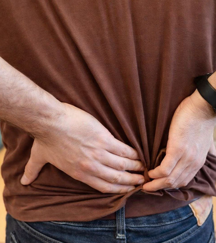 Slim and invisible under clothing, the heat patch works quietly while you move freely. Enjoy better mobility without anyone knowing you’re wearing it—except when they notice how easily you move.